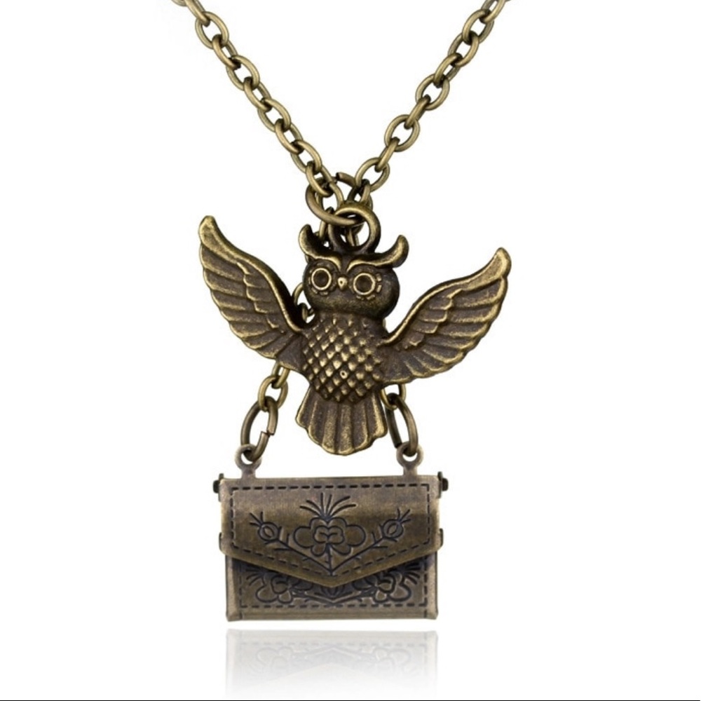 ๐ฆ Harry Potter Hogwarts Mail Necklace - Picture 1 of 8